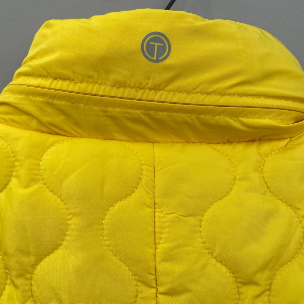 TALBOTS NWOT Quilted Vest with Packable Hood - Size L - Picture 7 of 13